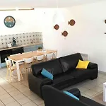 Maison 8 Personnes Près De La Hébergement de vacances *