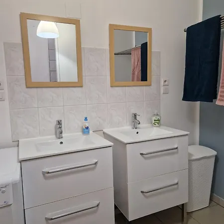 Nyaraló Maison 8 Personnes Pres De La Gravelines