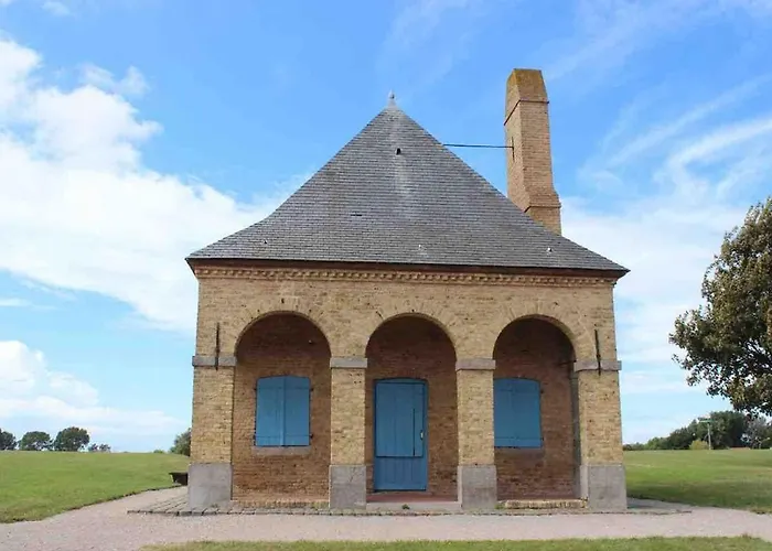 Holiday home Maison 8 Personnes Pres De La *